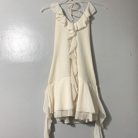 🛍️ MICAS Halter-back Cascading Ruffles Mini Ivory Dress - Size L - Picture 4 of 13